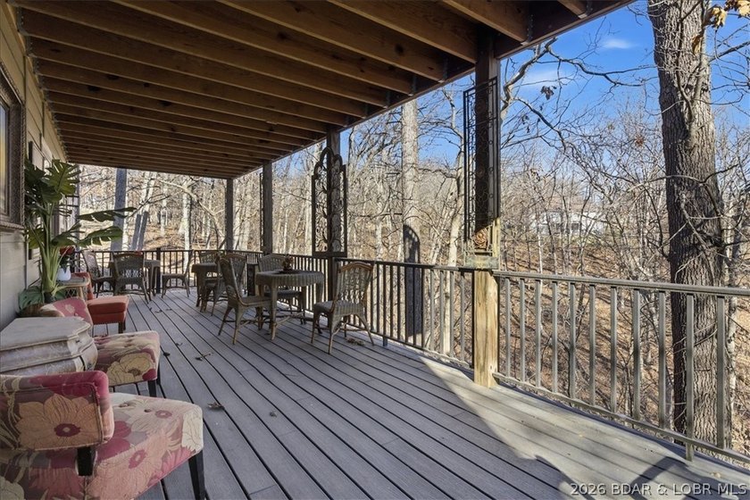 Spacious Updated Home on a 1.75 Acre Lot in Prime Location! This - photo 31