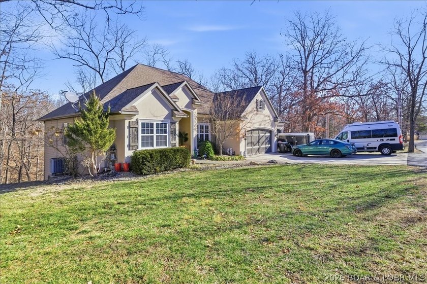 Spacious Updated Home on a 1.75 Acre Lot in Prime Location! This - photo 36