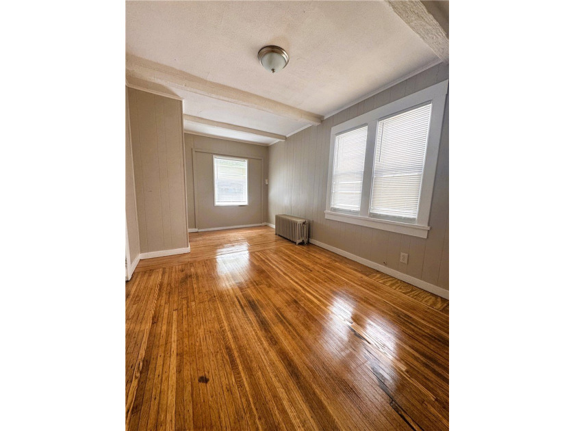 Come see this charming 3-bedroom, 1-bath single-family home - photo 7