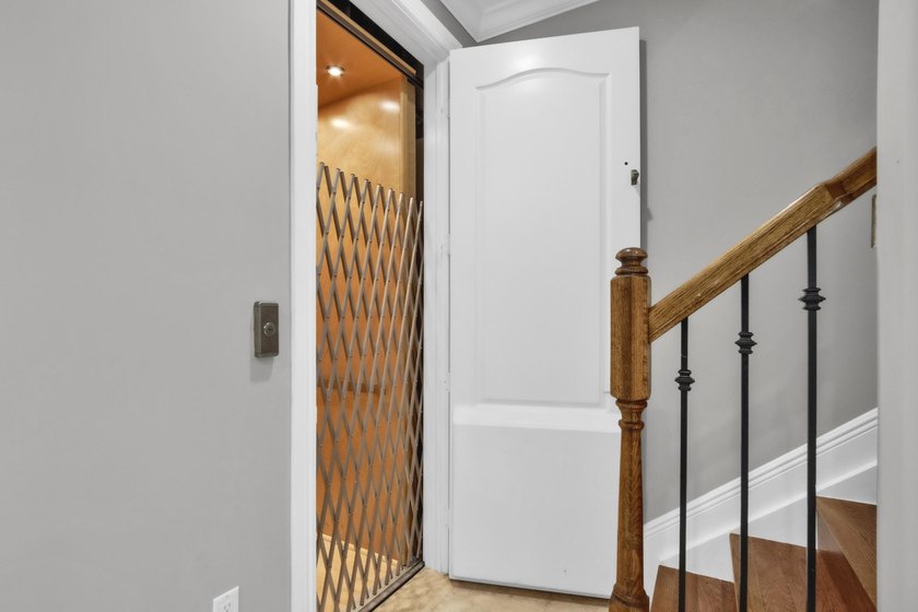 3-level townhome in the sought-after Coral Ridge neighborhood - photo 20
