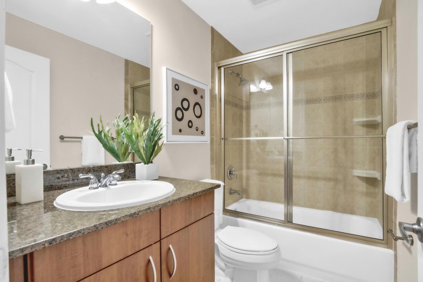 3-level townhome in the sought-after Coral Ridge neighborhood - photo 48
