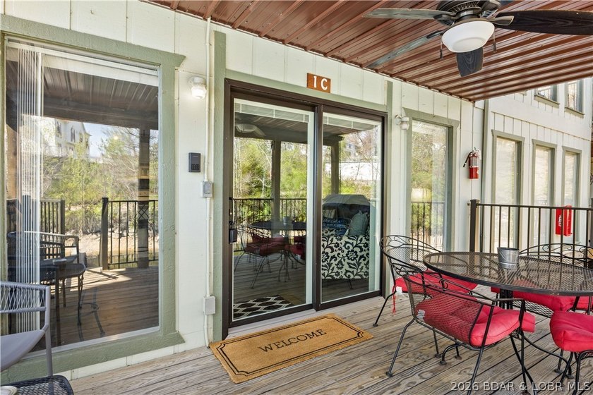 The perfect blend of luxury &amp; income potential in the heart of - photo 2