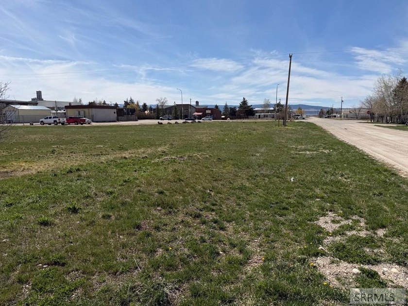 Looking for prime commercial property ready to build? How about - photo 4