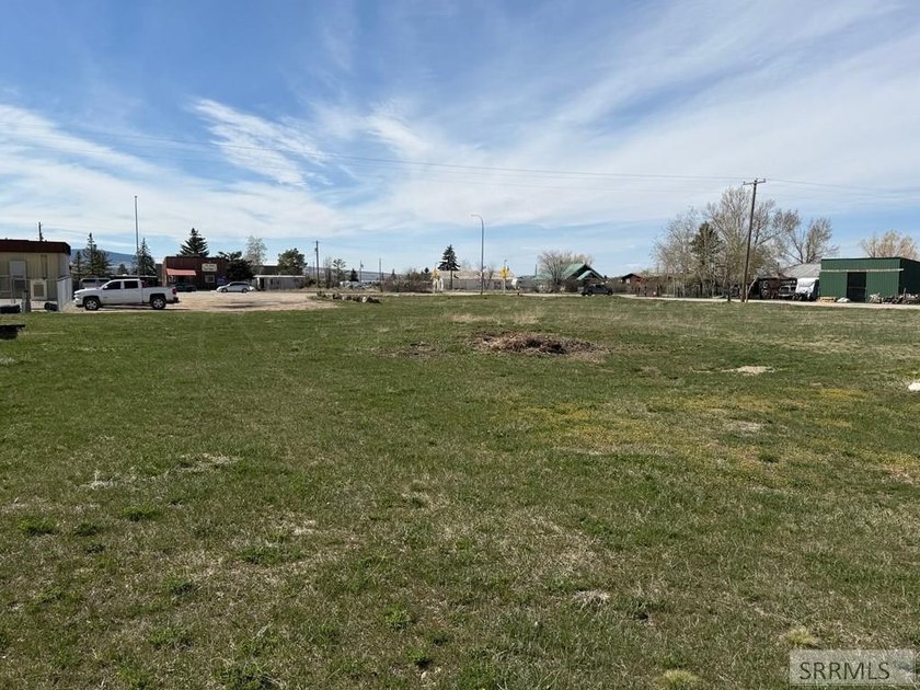 Looking for prime commercial property ready to build? How about - photo 7