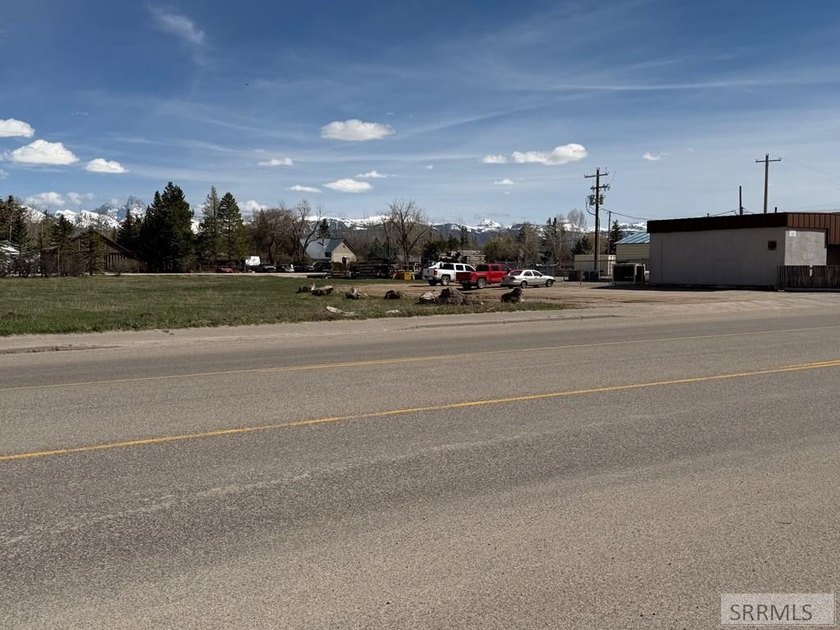Looking for prime commercial property ready to build? How about - photo 10