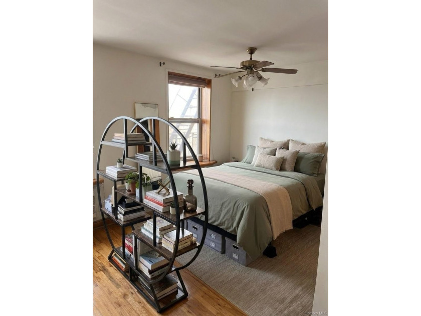 Spacious, Sun-Filled Alcove Studio in Prime Brooklyn Location - photo 5