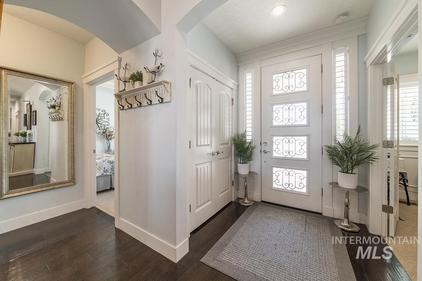 Beautiful single level home built by Riverwood Homes. This ADA - photo 7