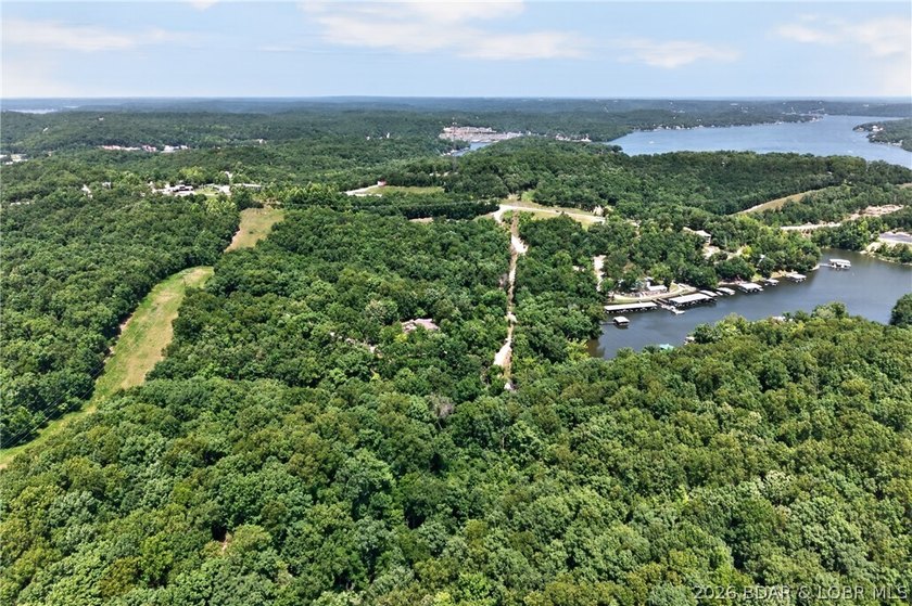 Endless potential awaits with this versatile 3,680-square-foot - photo 26
