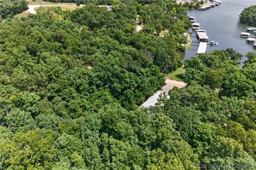 Endless potential awaits with this versatile 3,680-square-foot - photo 43