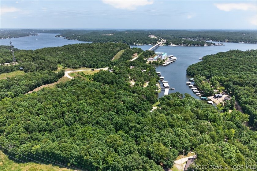 Endless potential awaits with this versatile 3,680-square-foot - photo 44