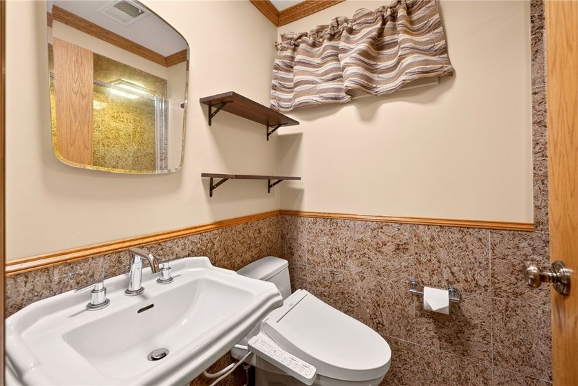 Welcome to 135 Orchard Park Blvd.- one of Irondequoit's most - photo 18