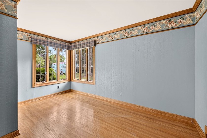 Welcome to 135 Orchard Park Blvd.- one of Irondequoit's most - photo 20