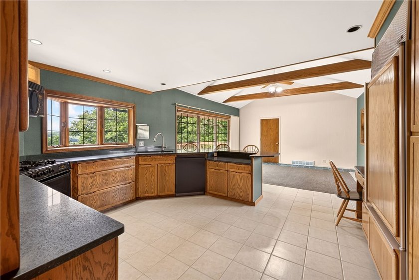Welcome to 135 Orchard Park Blvd.- one of Irondequoit's most - photo 22