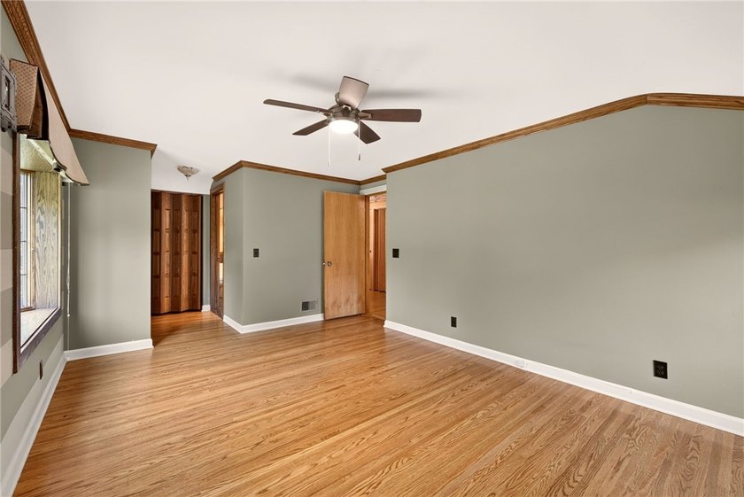 Welcome to 135 Orchard Park Blvd.- one of Irondequoit's most - photo 32