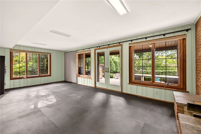 Welcome to 135 Orchard Park Blvd.- one of Irondequoit's most - photo 40