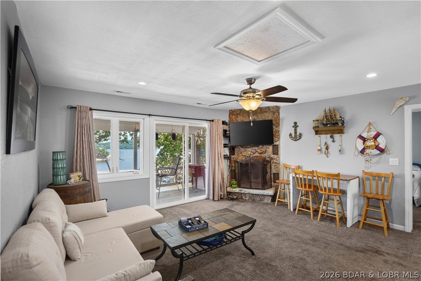 Enjoy panoramic lake views of the 4 Mile Marker from this - photo 22