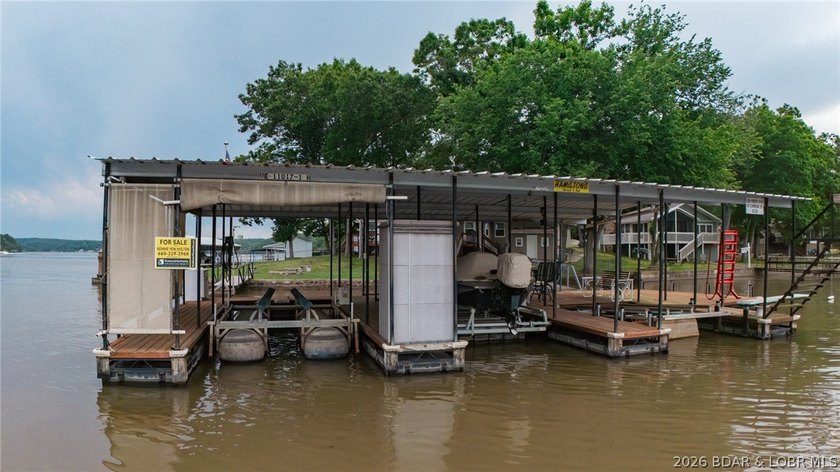 Lakefront living at its finest in this stunning waterfront ranch - photo 9