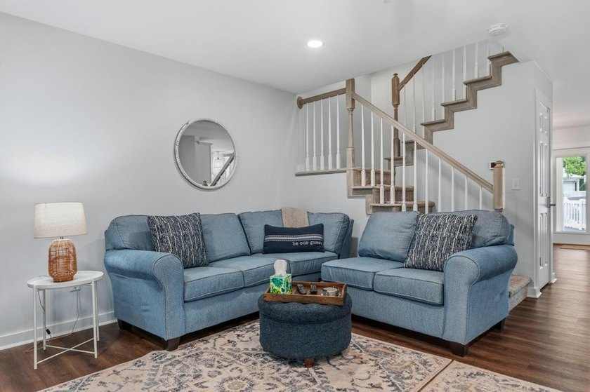Built in 2023, this lakefront condo at Green Turtle Bay Resort &amp; - photo 16