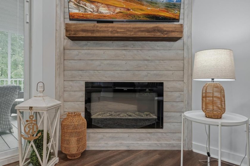 Built in 2023, this lakefront condo at Green Turtle Bay Resort &amp; - photo 18