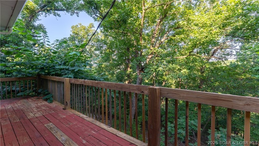 Opportunity awaits in the desirable Lakeview Acres Subdivision! - photo 28