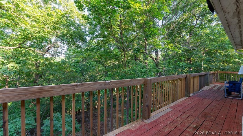 Opportunity awaits in the desirable Lakeview Acres Subdivision! - photo 29