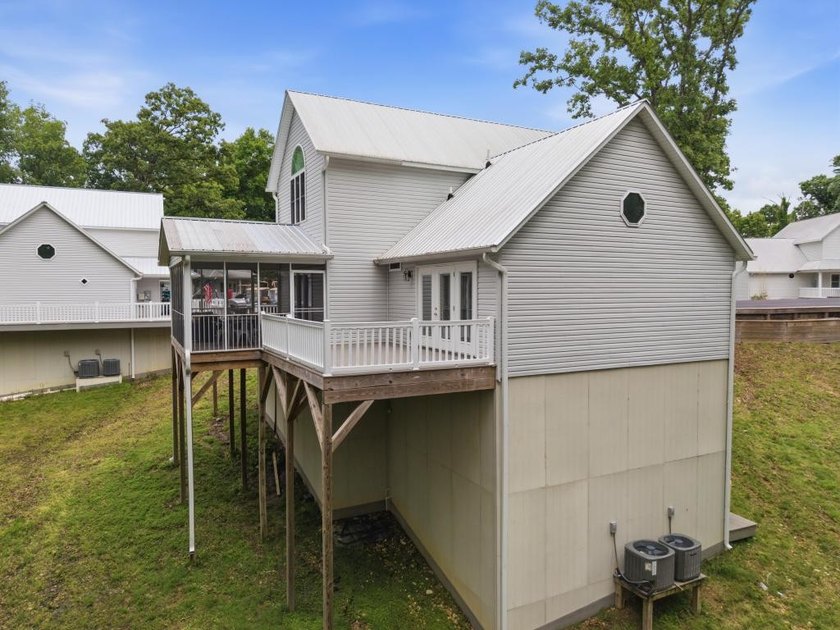 Built in 2023, this lakefront condo at Green Turtle Bay Resort &amp; - photo 35