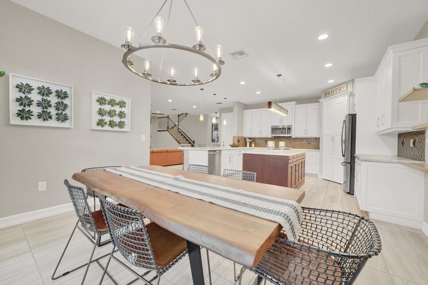 Welcome to this beautiful 4 bedroom, 3 bathroom home in the - photo 11