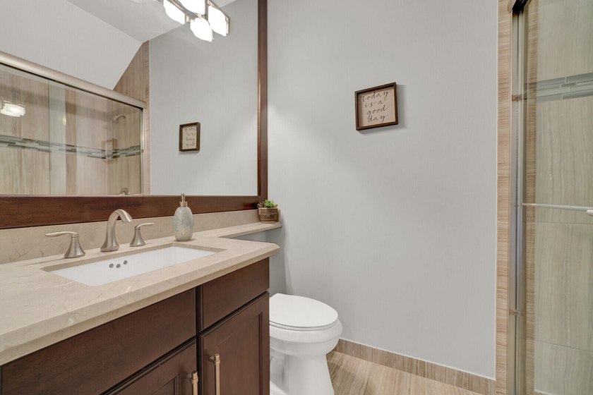 Welcome to this beautiful 4 bedroom, 3 bathroom home in the - photo 20