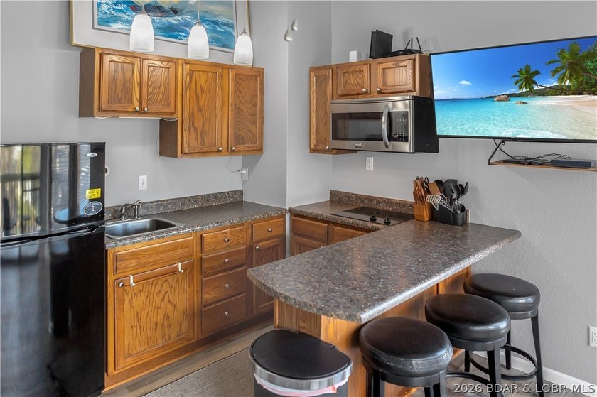 Welcome to the perfect little getaway at Lake of the Ozarks! - photo 8