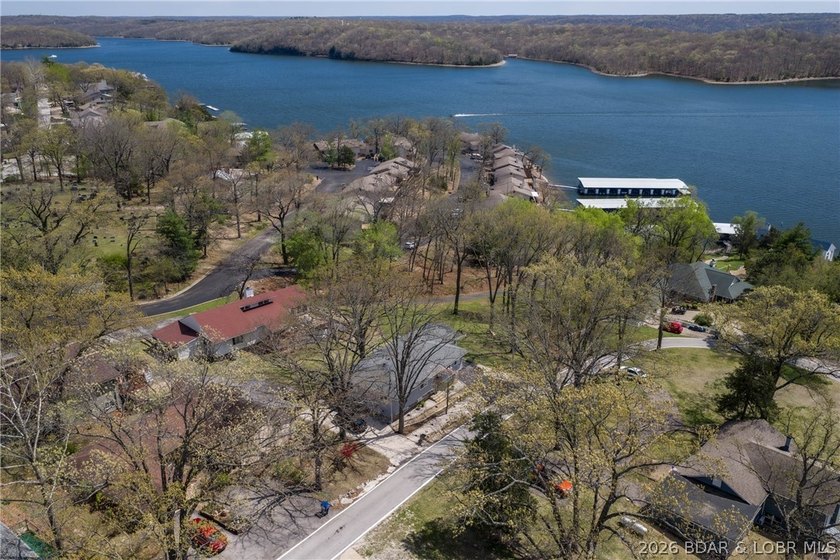 Location like this is hard to find, Osage Beach, an established - photo 6