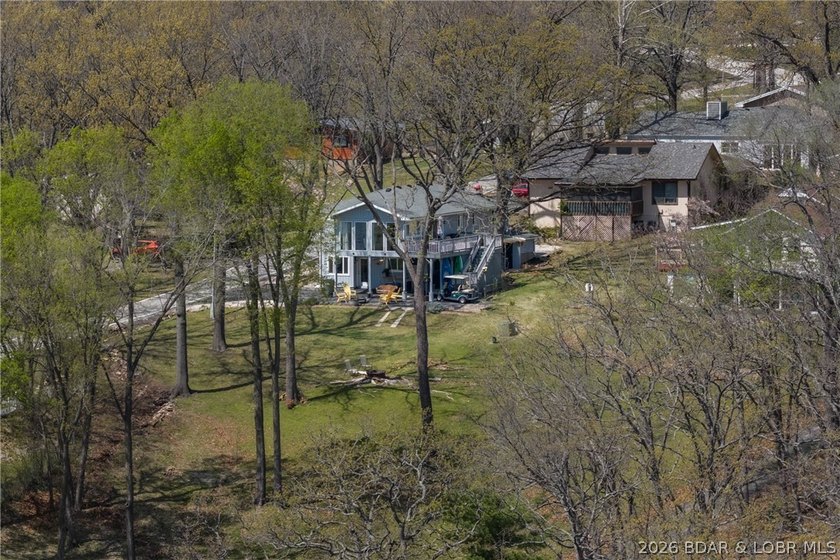 Location like this is hard to find, Osage Beach, an established - photo 7