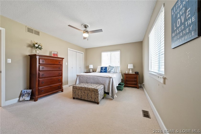 Location like this is hard to find, Osage Beach, an established - photo 8