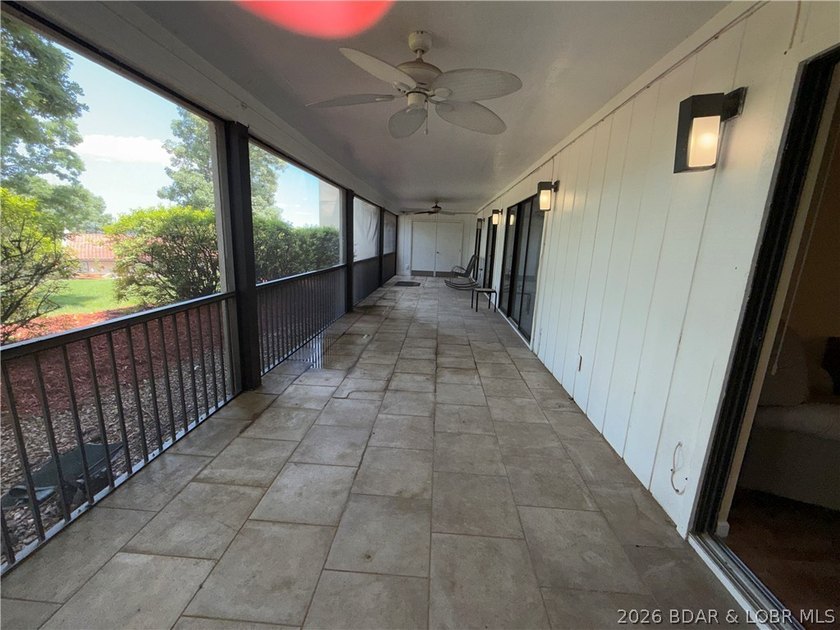 Beautiful walk-in condo offering the perfect opportunity for - photo 9