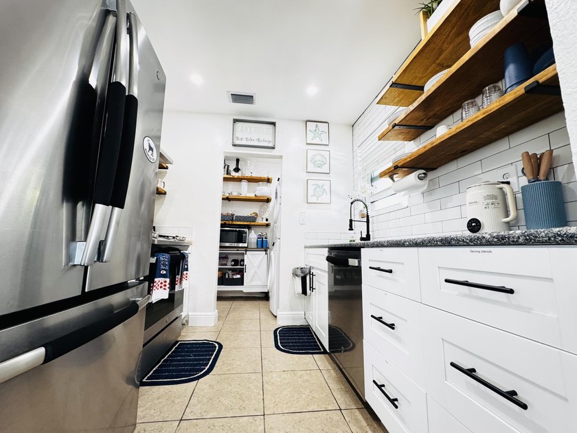 Create lasting family memories in this 3/2 pool Home in - photo 14