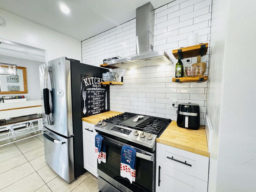 Create lasting family memories in this 3/2 pool Home in - photo 15