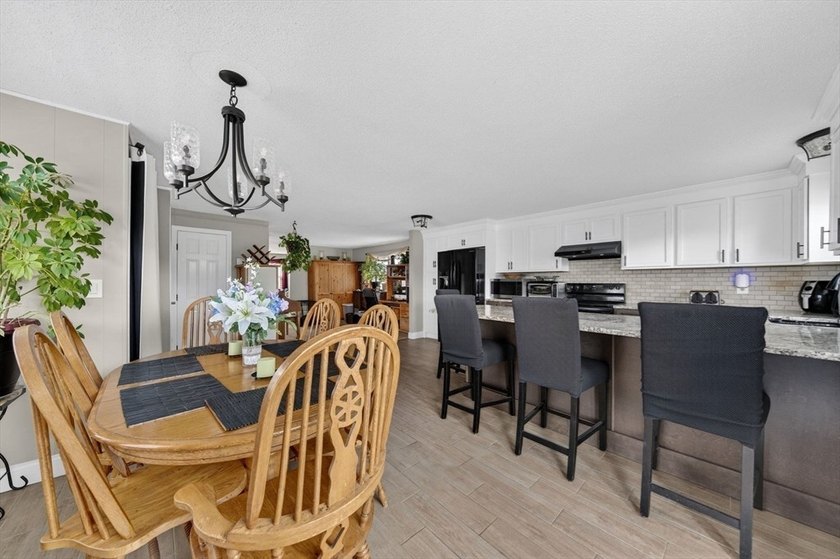 Major price improvement! Seller is under contract on their next - photo 11