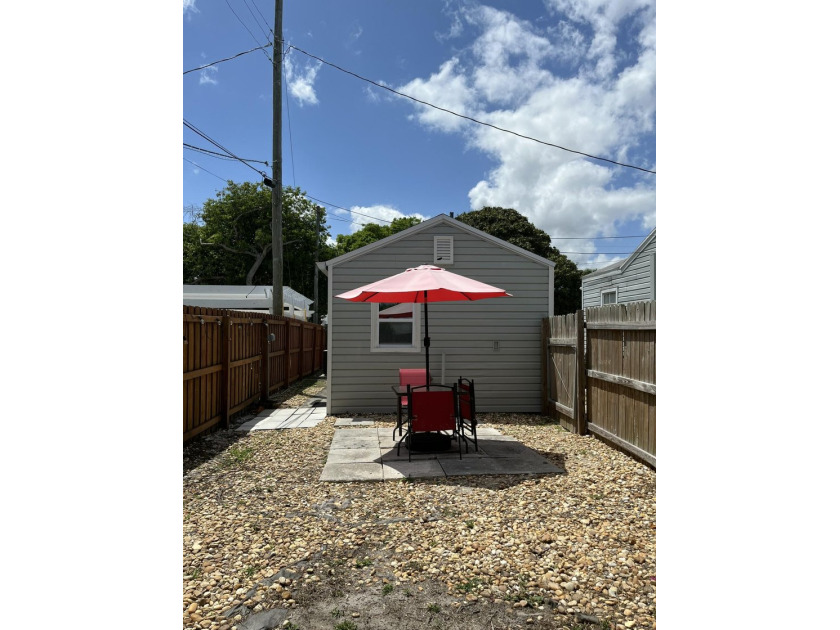 Multi unit Lot. 2 independent structures with separate electric - photo 11