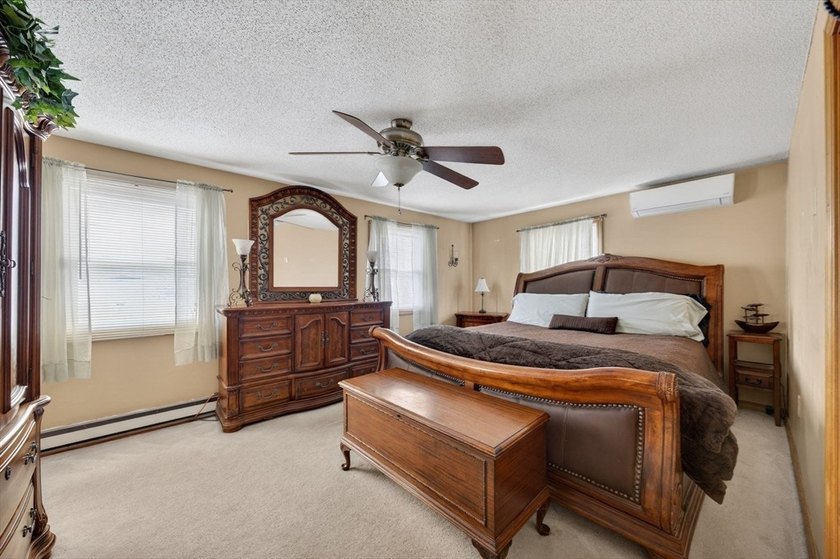 Major price improvement! Seller is under contract on their next - photo 14