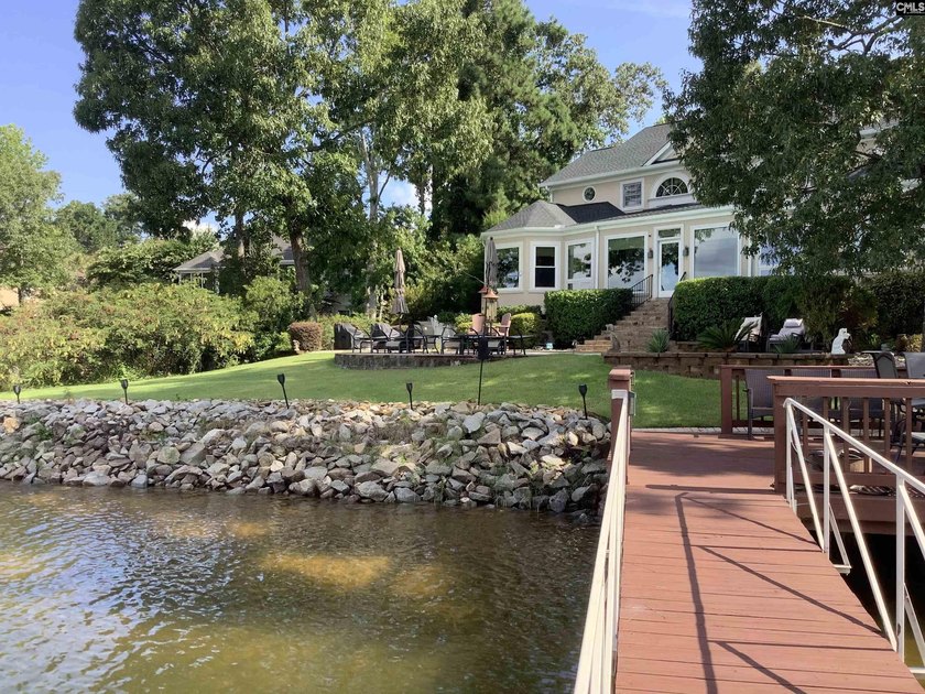 One of Lake Murray's most extraordinary waterfront retreats - photo 24