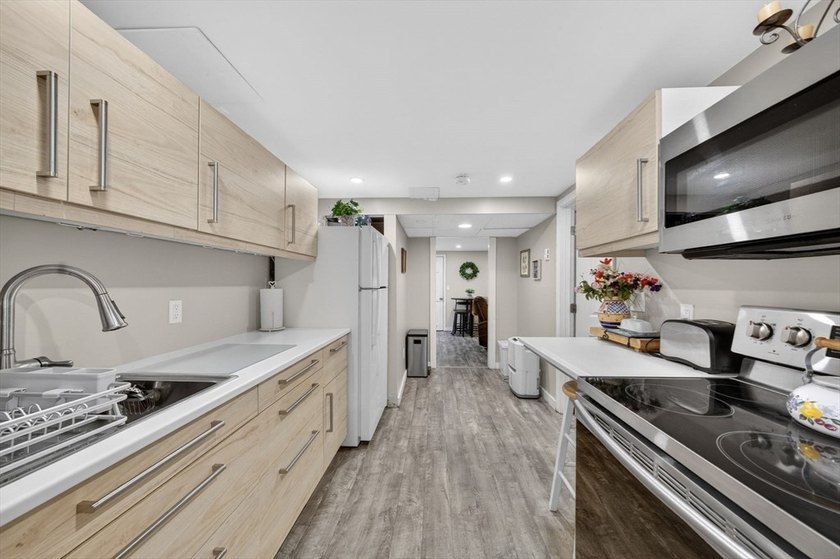 Major price improvement! Seller is under contract on their next - photo 28