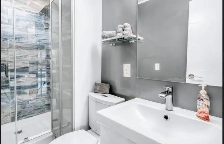 Step into this stunning, fully remodeled Hollywood Hills - photo 12