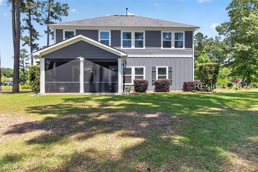 Welcome home to 24 Daffodil Farm Way, a stunning 2020 built home - photo 49