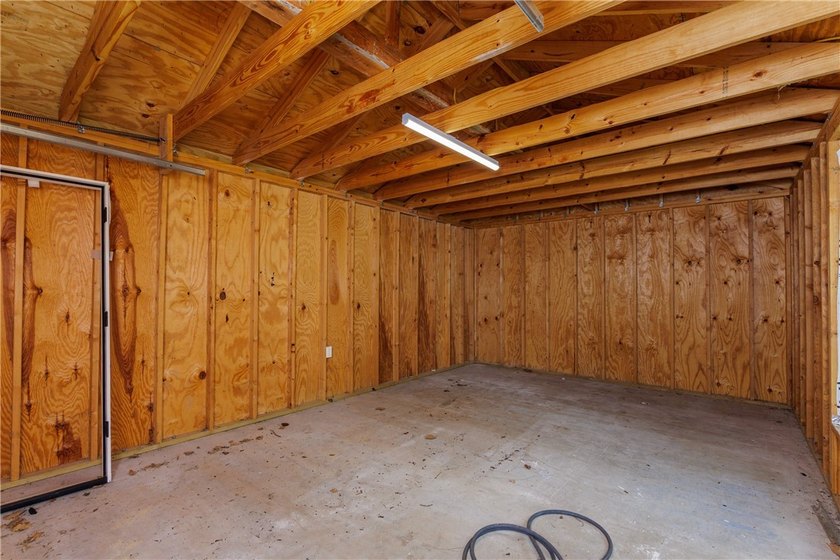 MUST SEE!!!! This charming 3-bedroom, 1-bath home offers comfort - photo 33