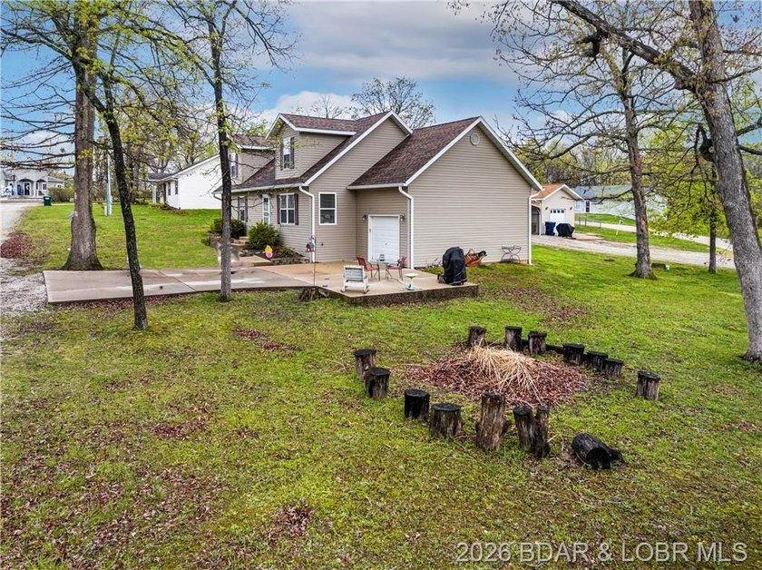Fresh opportunity for this 4-be, 3-bath home offering over 2,000 - photo 3