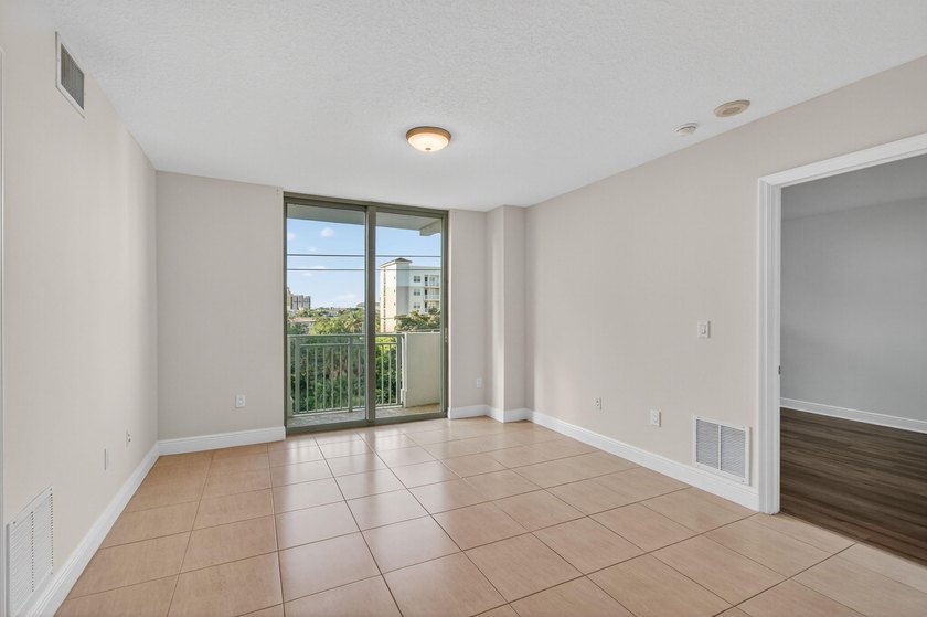 Welcome to your vibrant new lifestyle in the heart of Downtown - photo 16