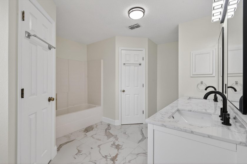 Move-in-ready, home appraised at $416K. This fabulous updated - photo 21