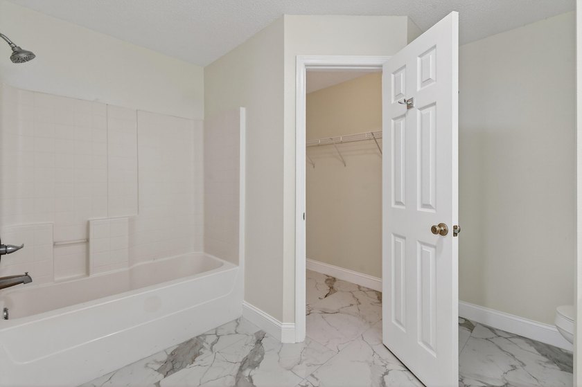 Move-in-ready, home appraised at $416K. This fabulous updated - photo 25