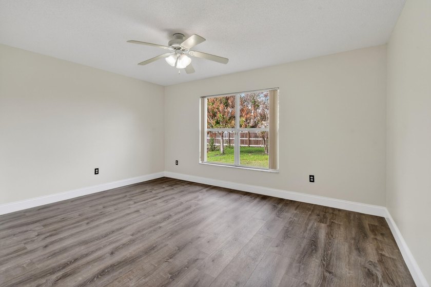 Move-in-ready, home appraised at $416K. This fabulous updated - photo 29