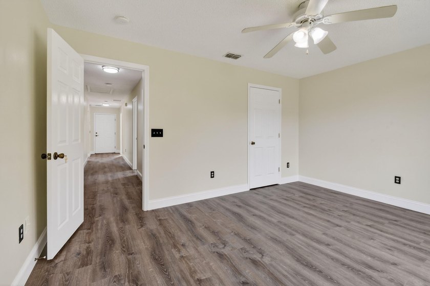 Move-in-ready, home appraised at $416K. This fabulous updated - photo 30