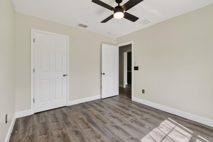 Move-in-ready, home appraised at $416K. This fabulous updated - photo 38